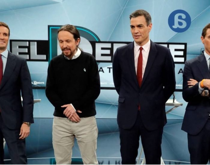 “Calumnia con audacia: siempre quedará algo”