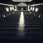 Donde el mundo aún respira: cuerpos y silencios en el cine